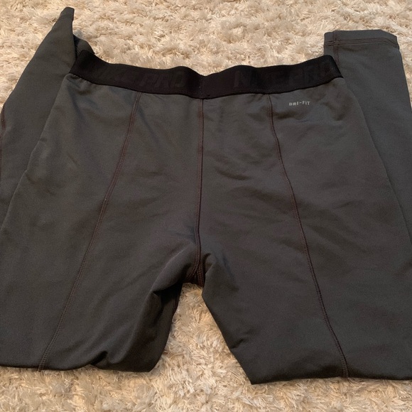 Nike workout leggings - Picture 1 of 6